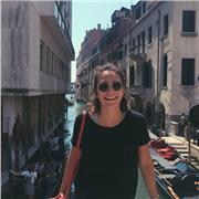 Diplomata liceo scienze umane per aiuto in materie come filosofia, scienze umane, italiano, storia